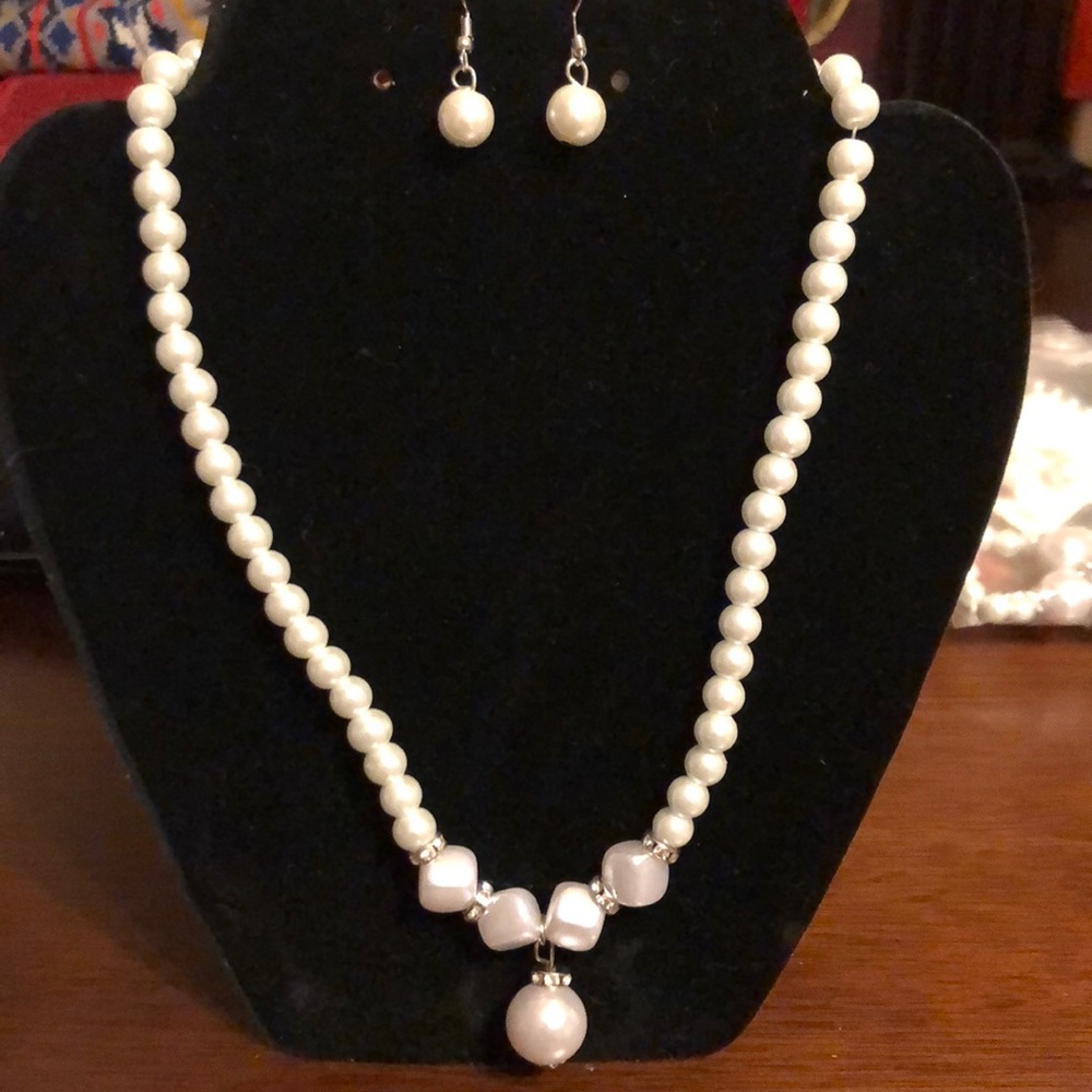 Necklace Set